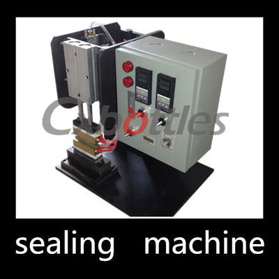 टिकाऊ स्टैंड पाउच सीलिंग मशीन / प्लास्टिक टोंटी सीलिंग मशीन 4.9 * 0.6 मिमी इनर साइज