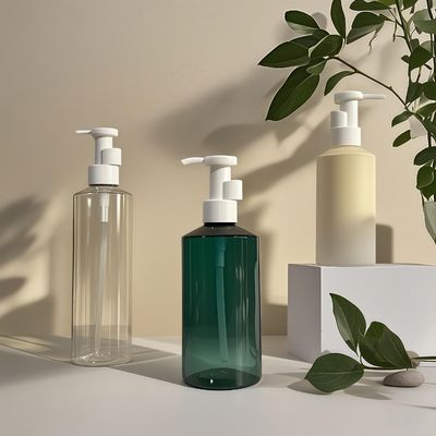 कॉस्मेटिक पैकेजिंग के लिए अनुकूलन योग्य लोगो प्रिंट के साथ 300ml-500ml PET सिलेंडर के आकार की लोशन पंप बोतल