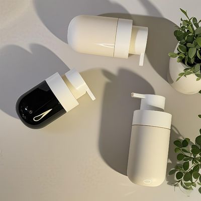 वसा गोल आकार पीईटी कॉस्मेटिक बोतल प्रेस पंप और सौंदर्य पैकेजिंग के लिए कस्टम रंग रेशम स्क्रीन प्रिंटिंग के साथ