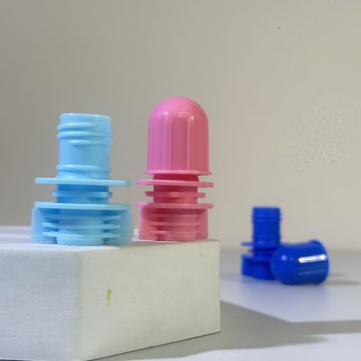 12 मिमी बुलेट हेड प्लास्टिक पीई खाद्य ग्रेड पोर्टेबल स्पout कैप शैम्पू कॉस्मेटिक उत्पाद पैकेजिंग के लिए स्पoutेड पाउच के लिए स्क्रू कैप